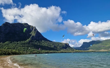 Kitesurfen auf Mauritius: Traumhafte Kitespots und beeindruckende Naturabenteuer - KITE-UNITE.COM