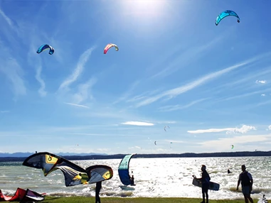 Kitesurf: Kitesurfen am Starnberger See - Kite Fly High - Community / Shop / Schule München