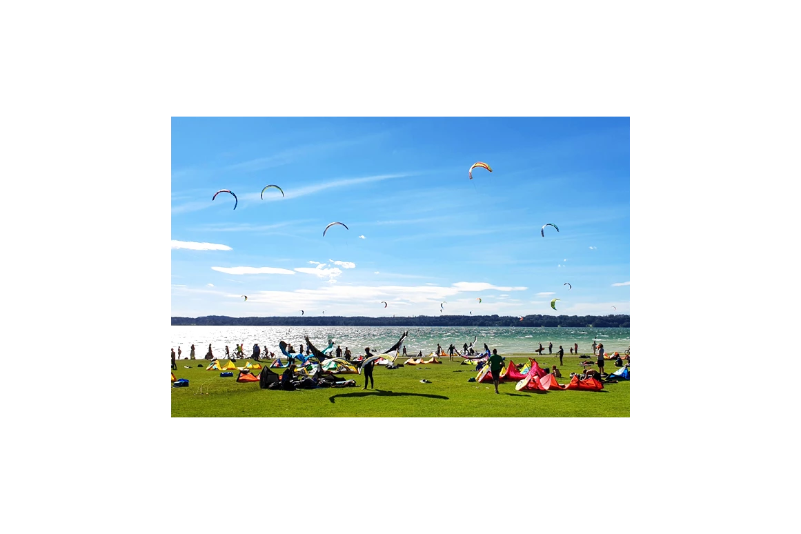 Kitesurf: Kitesurfen am Starnberger See - Kite Fly High - Community / Shop / Schule München