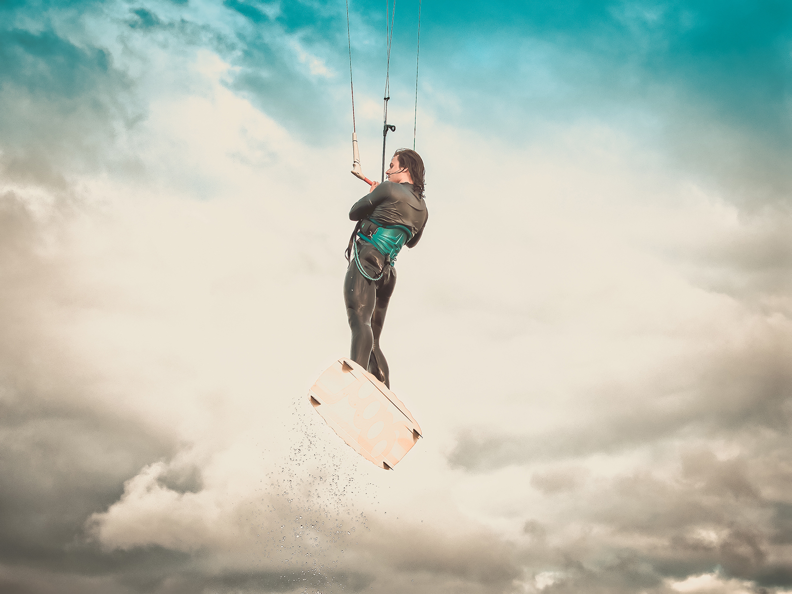 Kitesurf: LOOP IN - Surf & Kiteschule Dierhagen