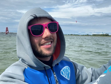 Kitesurf: Kitesplash Kiteschule Fehmarn Wallnau