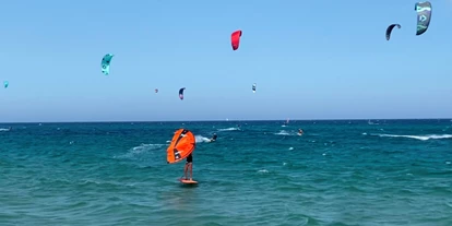 Scuola di aquiloni - Ausstellung/ Erwerb einer Kitesurf Lizenz möglich - Italia - Nido Surf  Posada