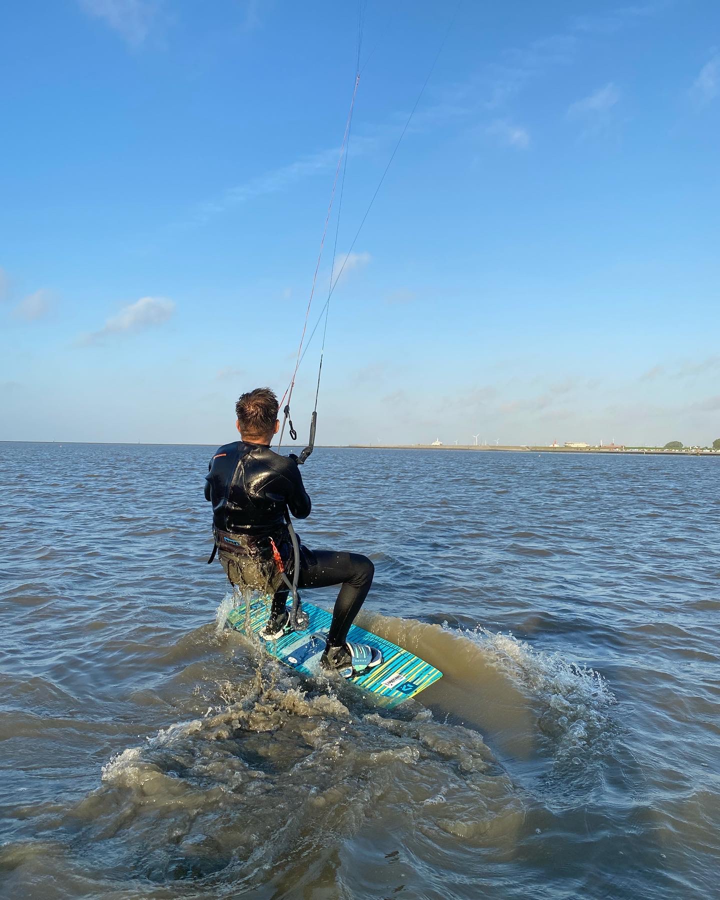 Kitesurf: Windloop Pro Center + Strandbar